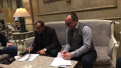 موانيء البحر الاحمر توقع عقد تشغيل ومحطة الركاب بميناء الغردقة البحري
