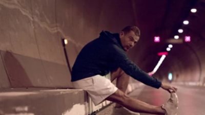 بعد ساعة واحدة ..الهضبة عمرو دياب يحتل 