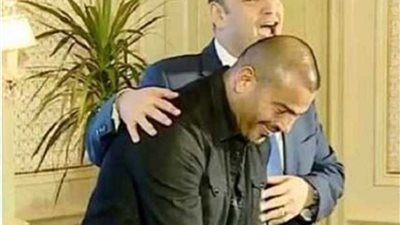عمرو اديب يعلق على اعلان الهضبه الجديد 