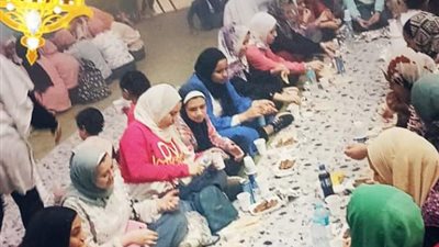 طلاب وطالبات ابو الفتوح اجتمعوا علي المائدة الرمضانية