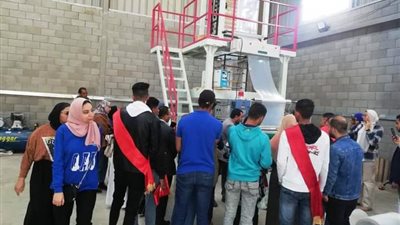طلاب التجارة بجامعة سوهاج في زيارة للمجمع الصناعي بغرب جرجا
