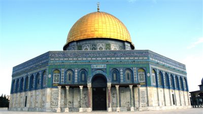 الرئاسة الفلسطنية تحذر: التهديد باقتحام الأقصى لذبح القرابين من قبل إسرائيليين سيؤدي لتصعيد خطير