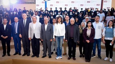 وزيرا الهجرة والتعليم يشهدان أحتفالية المبادرة الرئاسية 