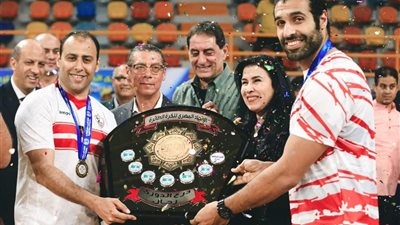علاء فهمي: دعم الإدارة كلمة السر في تتويج “طائرة الزمالك” بالبطولات