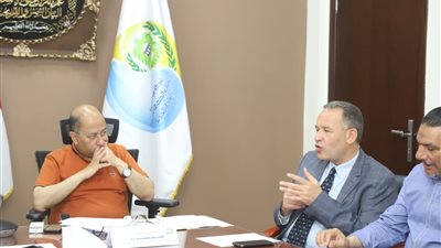 مياه أسيوط: الاجتماع السابع لمجلس إدارة المدرسة الفنية لعرض الميزانية ..و
