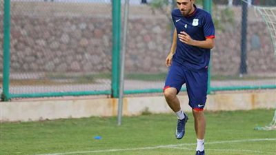 الفحص الطبى يحسم مشاركة محمد عنتر أمام الزمالك فى الدورى