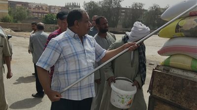 محافظ أسيوط: توريد 693طن قمح بـ 30 شونة ومركز تجميع منذ بدء موسم التوريد
