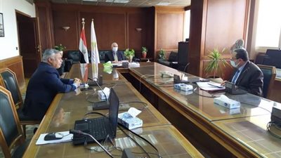 الرى ترفع درجة الإستعداد خلال أجازة عيد الفطر.. وعبد العاطى: تفعيل غرف الطوارئ بالمحافظات
