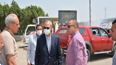 الهجان يطالب الاجهزة التنفيذية بالتواجد الميدانى خلال اجازة العيد للتصدى للبناء المخالفة وضبط الاسعار