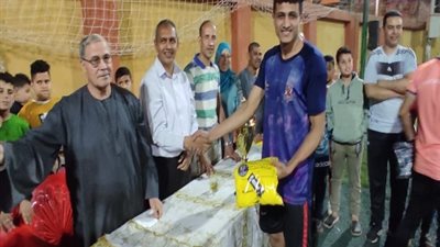 اختتام الدورة الرمضانية وتكريم حفظة القرأن الكريم بمركز شباب المنايل بالقليوبية