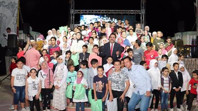 تكريم ٨٠٠ فائز بالمسابقة الكبري لحفظ القرآن الكريم بالعاشر