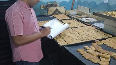حمله صحيه بسمسطا على كعك العيد