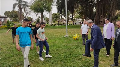 محافظ القليوبية يتفقد حدائق القناطر الخيرية ويهنئ المواطنين بعيد الفطر المبارك.. صور