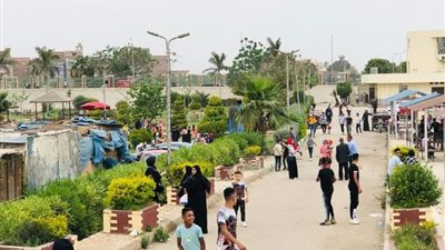 توافد الزوار على حدائق الرى بالقناطر الخيرية للاحتفال بعيد الفطر المبارك
