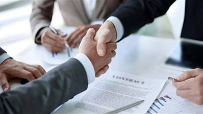 رئيس شركة هانز جروهى الألمانية يصل لمصر لتوقيع شراكة مع سانيبيور المصرية