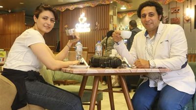 ناصرعبدالحفيظ يستكمل تصوير صوفي ونينو بوسط القاهرة