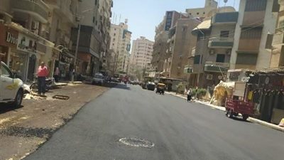 محافظ الشرقية يُتابع أعمال الرصف والتطوير الجارية بمنطقتي القومية وفلل الجامعة بالزقازيق