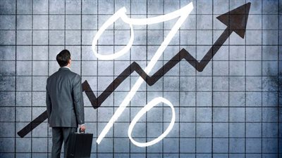 ما الهدف من قرار البنك المركزي برفع سعر الفائدة؟.. لا علاقة له بالأفراد.. فيديو