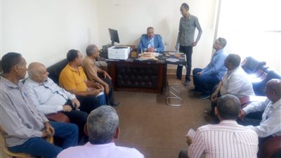 إزالة التعديات علي الأراضى الزراعية بقريتي الأشراف والجبلاو في قنا