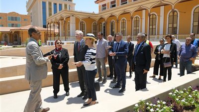 الفريق أسامة ربيع: مركز لوجيستي وصناعي عالمي حاذب للاستثمار بمنطقة قناة السويس