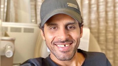 حمد ى المرغنى يظهر مع عمرو يوسف و الرداد وبدر _صورة