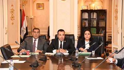 156 مليون جنيه غرامات شركات المحمول .. اتصالات النواب توافق علي موازنة القومي لتنظيم الاتصالات