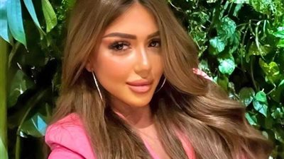 بمكياج جذاب .. سارة سلامه تسحر القلوب بملامح هادئة