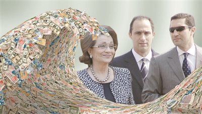 500 مليون دولار.. أموال أسرة مبارك من أين لك هذا ؟!