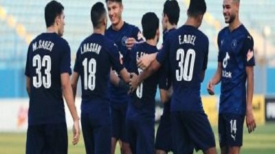 بيراميدز يفاوض نجم دفاع الزمالك