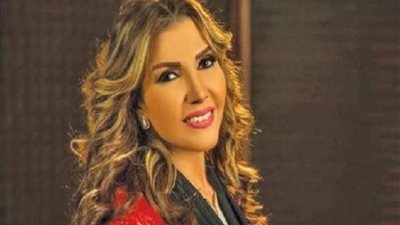 نادية مصطفى تصف وزيرة الهجرة 