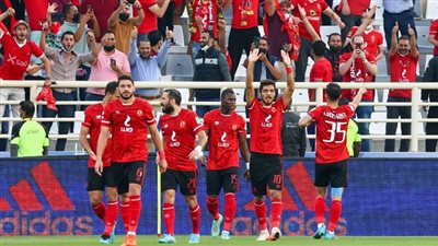 سفير مصر بالمغرب يفجر مفاجأة بشأن تذاكر الأهلى