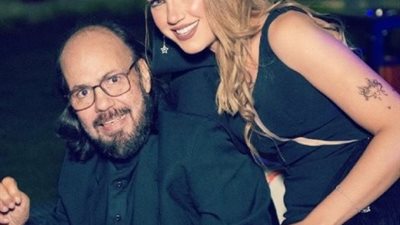 إيمى .. تستعيد ذ كريات والدها طلعت زكريا بملابس 