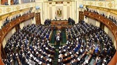 السجن 15 عاماً وغرامة 200 ألف جنيه.. عقوبة اختلاس الالقاب والوظائف