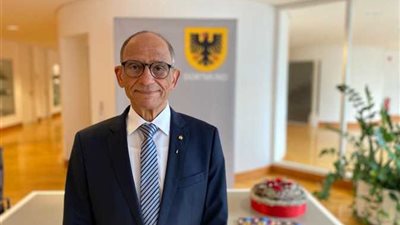 هاني عازر: مؤتمرات مصر تستطيع همزة الوصل بين الخبراء والعملاء المصريين بالخارج