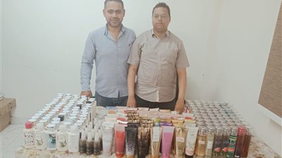 جمارك سفاجا تضبط 10 محاولات تهرب جمركى لبندقية ضغط هواء وعدد من الأسلحة البيضاء