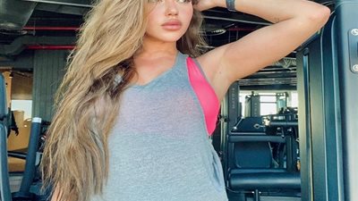 سارة سلامة تمارس التمارين الرياضية فى الجيم.. صور