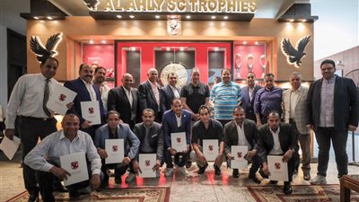 الخطيب يلتقي المجلس الجديد للنقابة العامة للعاملين بالأهلي