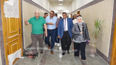 رئيس جامعة السادات في جولة تفقديه لإنشاءات المجمع الجديد للجامعة