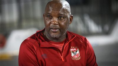 عبر زووم.. الأهلي يعقد إجتماع هام مع موسيماني مساء اليوم
