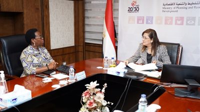 وزيرة التخطيط تبحث تعزيز سبل التعاون مع نائب رئيس مفوضية الاتحاد الإفريقي