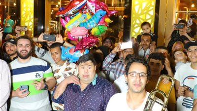فى حفل آخر بهذه الليلة ...رأس البر تحتضن حفل فنى بشارع النيل