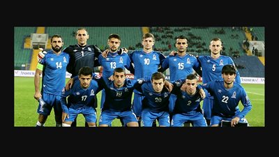 أذربيجان ضد سلوفاكيا .. التعادل السلبى سيد الموقف فى الشوط الأول
