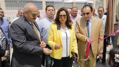 محافظ دمياط تفتتح مشروع الملعب الخماسي بمركز شباب الزعاترة