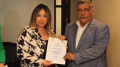 رئيس لجنة الصناعة بالبرلمان: القيادة السياسية تعطي اولوية خاصة لمحدودى الدخل رغم التحديات الكبيرة