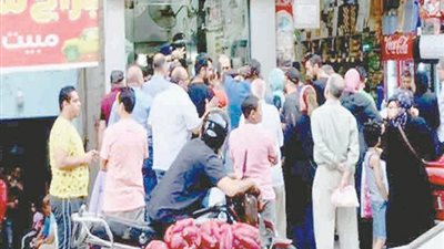 المرأه المصرية.. تواجه الأزمة الاقتصادية..!!