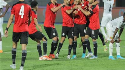بعثة المنتخب تصل القاهرة قادمة من كوريا
