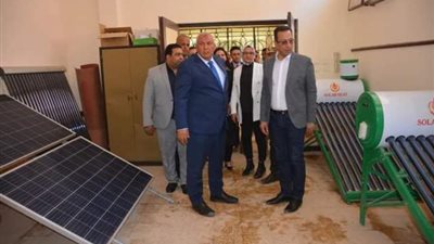 الزملوط: إنشاء أول مدرسة ذكية للتكنولوجيا التطبيقية فى الخارجة.. بالصور