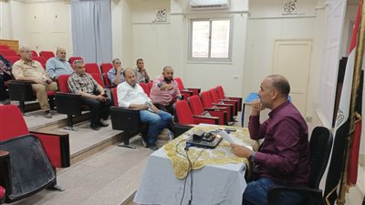 الفولي يشيد بانتظام امتحانات الثانوية العامة في يومها الأول ويجتمع برؤساء اللجان