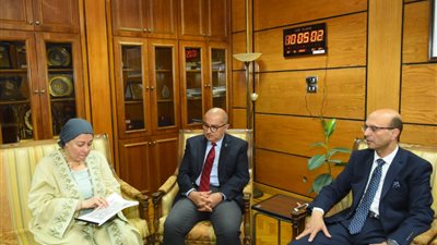 رئيس جامعة أسيوط يكشف عن بدء إجراءات إنشاء كلية جديدة للعمارة والتخطيط العمراني