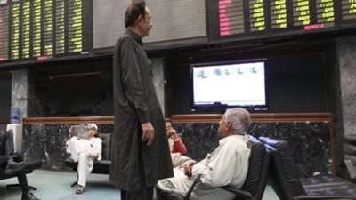 الأسهم الباكستانية تسجل تراجعا فى ختام التداولات